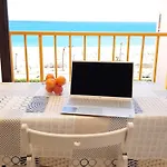 Apartmán Bella Vista ,acces Direct Plage, Front De Mer, Vue Panoramique